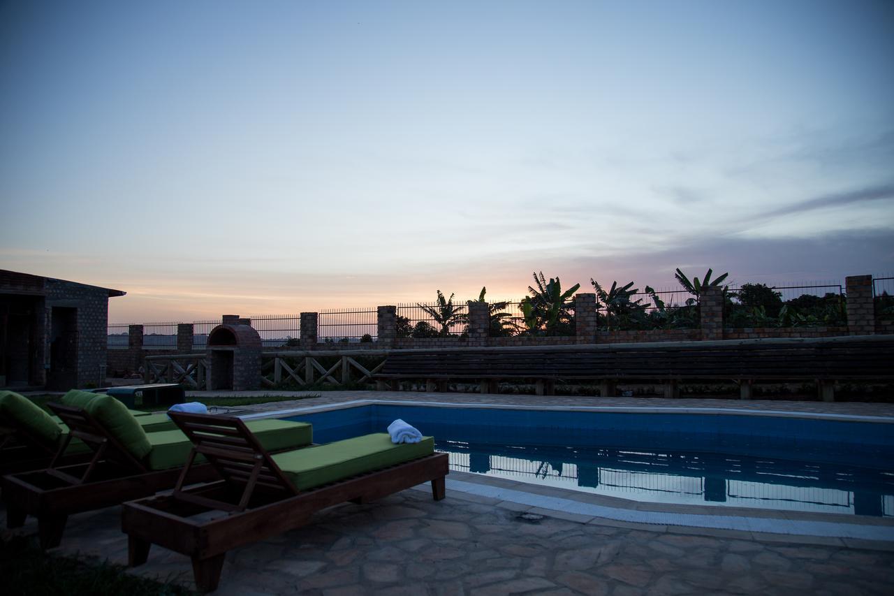 Buvi Lodge Limited Entebbe Ngoại thất bức ảnh